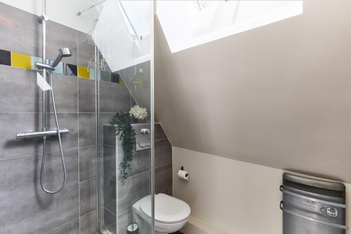 Vosges 1Br Cozy Apartment Paris Exterior photo